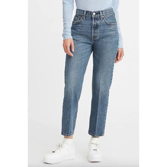 Levi 501 Women's Wedgie Fit Straight Crop Button Fly Denim Pants Blue Size 26 NW - Picture 1 of 8